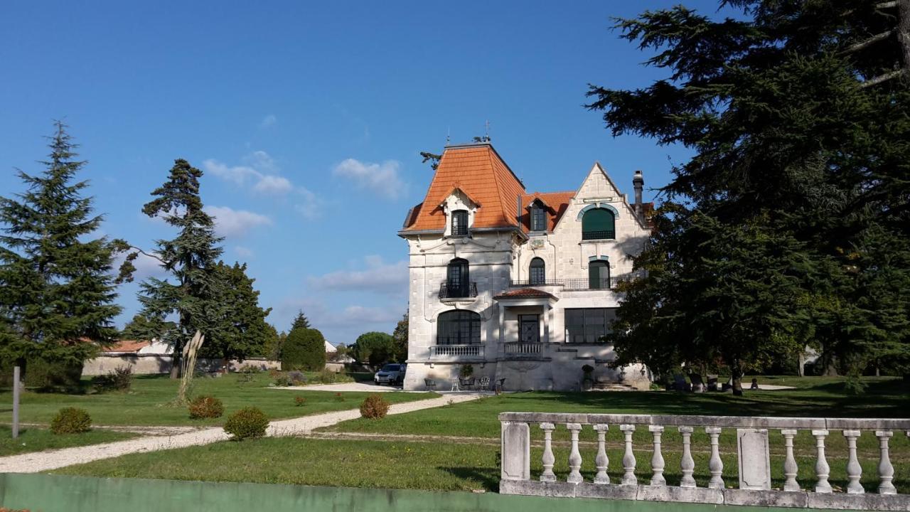 Villa Claude คอญญัก ภายนอก รูปภาพ