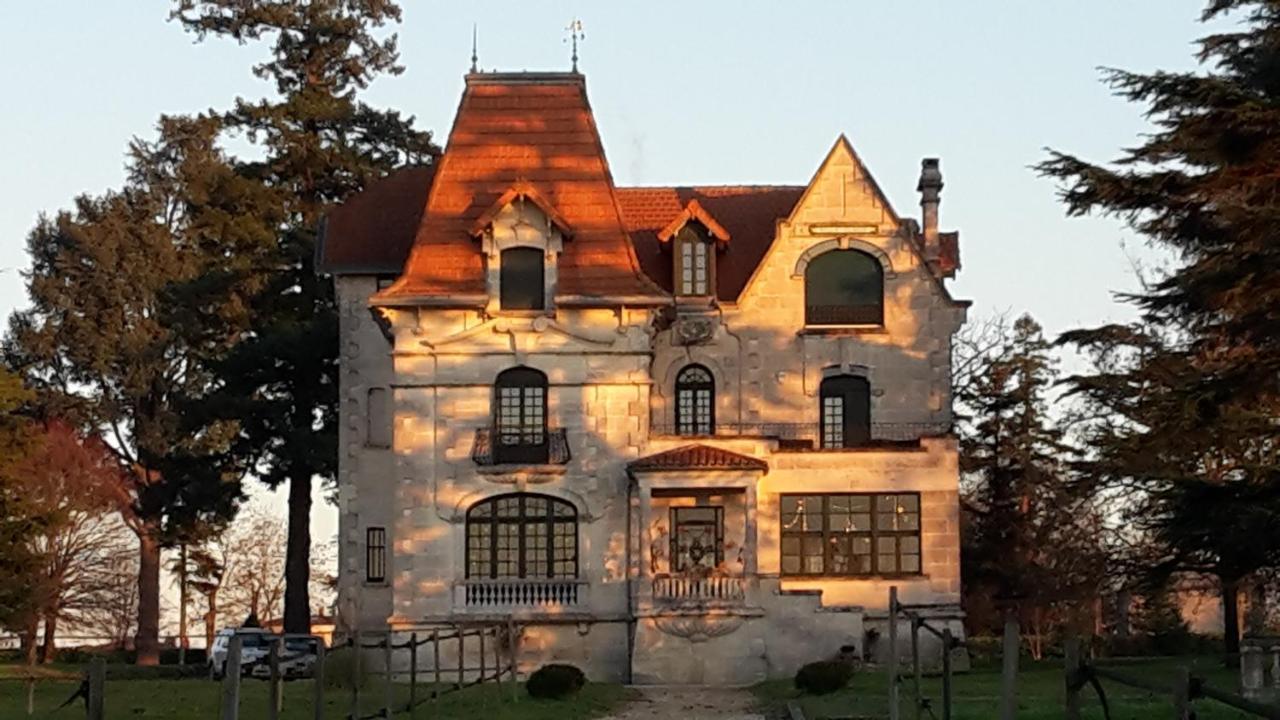 Villa Claude คอญญัก ภายนอก รูปภาพ